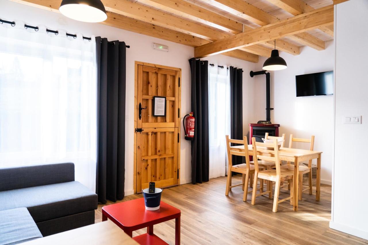 Apartamentos Las Secuoyas La Hayuela Екстер'єр фото