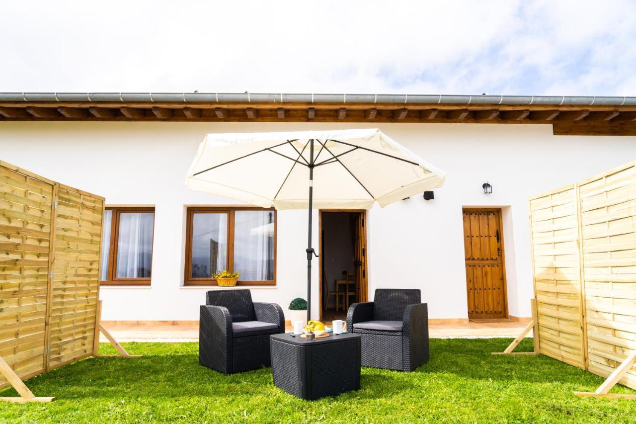 Apartamentos Las Secuoyas La Hayuela Екстер'єр фото